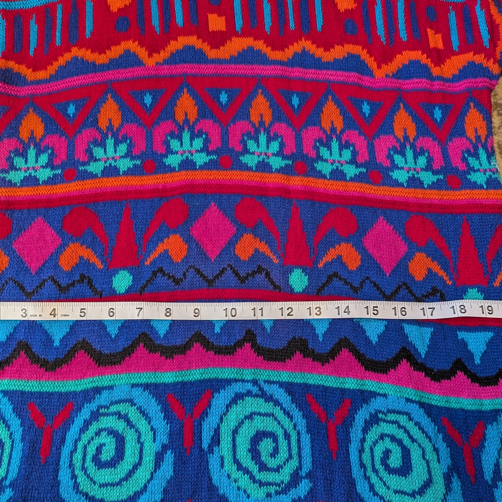 Colorful Geometric Pattern Sweater - Picture 7 of 10